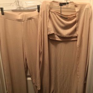 Pretty Little Thing beige lounge set